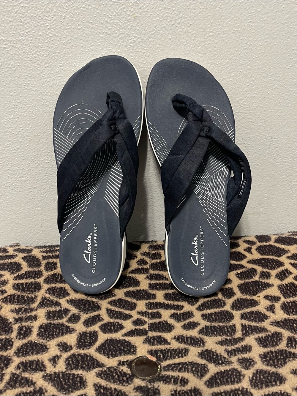 Clarks Cloudsteppers Comfort Thong Sandals Navy Blue Womens 8